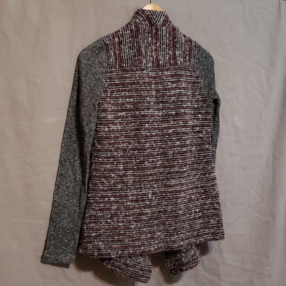Lucky brand multi colored long sleeved cardigan size extra small - Picture 3 of 4
